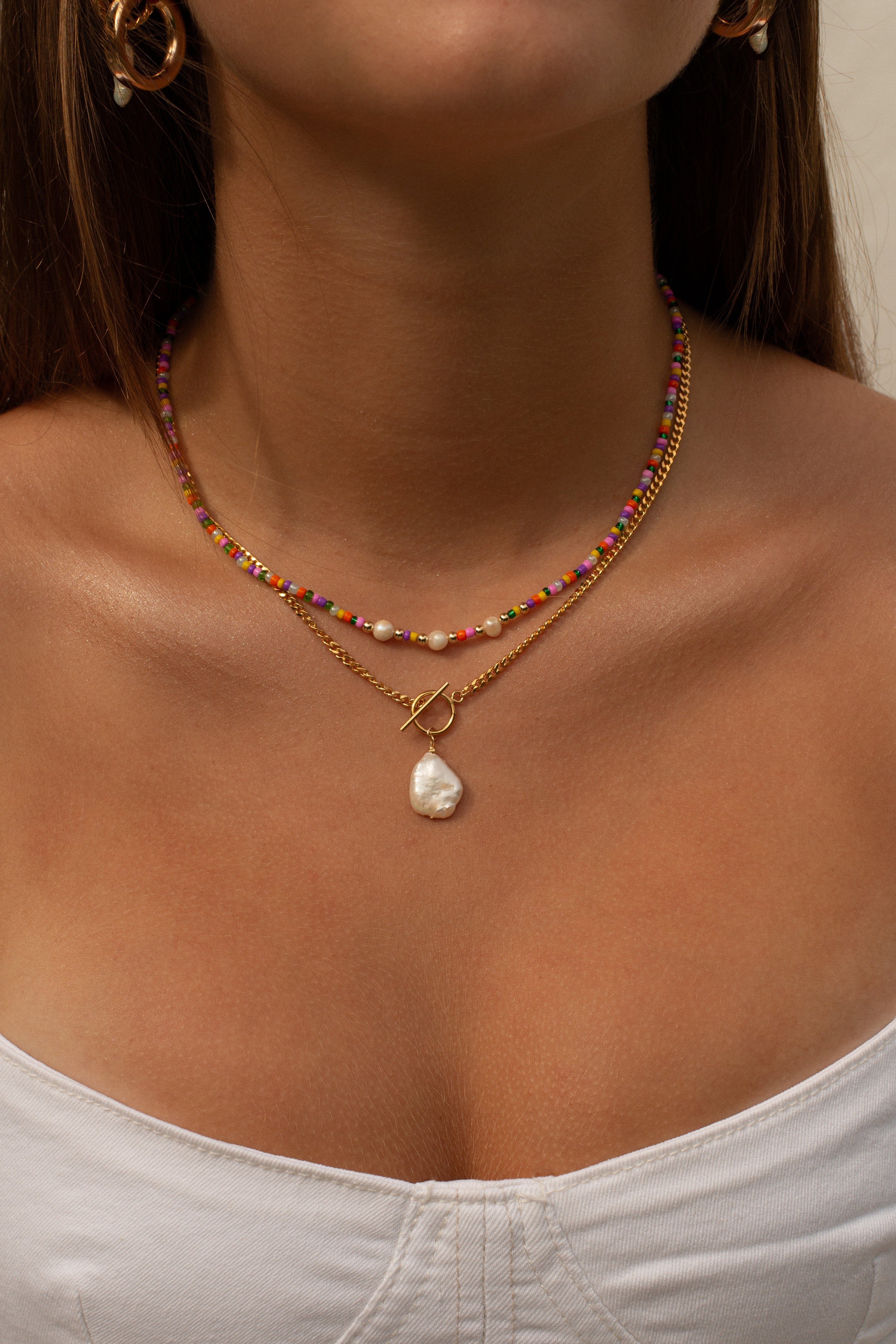 summer necklaces, jewelry for summer, beaded necklace, pearl necklace, pearl toggle necklace