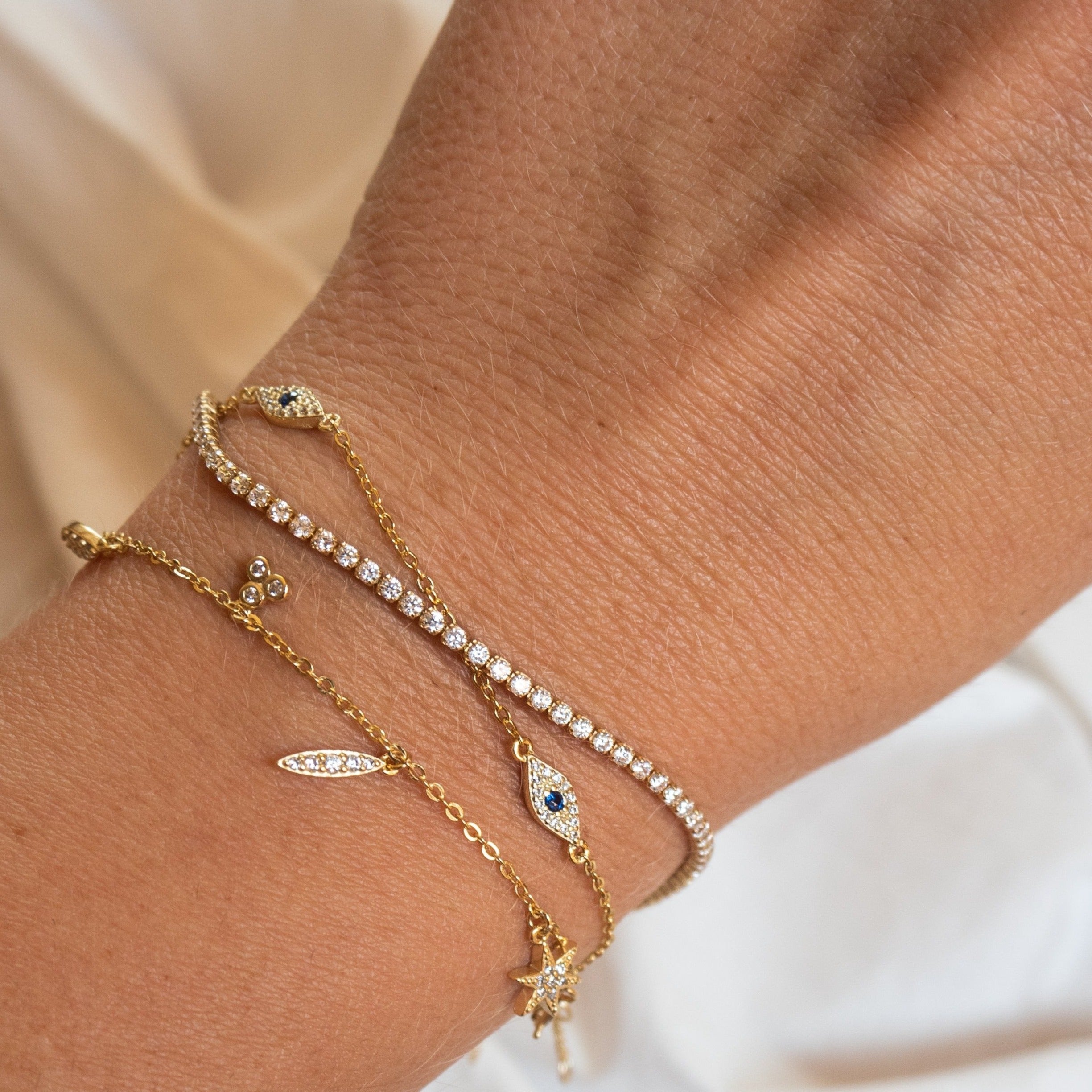 evil eye bracelet, evil eye jewelry, dainty evil eye, dainty bracelet, evil eye cz, cz bracelet, dainty charm bracelet, eye bracelet, evil eye blue cz, evil eye link bracelet, evil eye charm, sterling silver bracelet, sterling silver evil eye, blue evil eye, dainty bracelet, gold bracelet, dainty gold bracelet