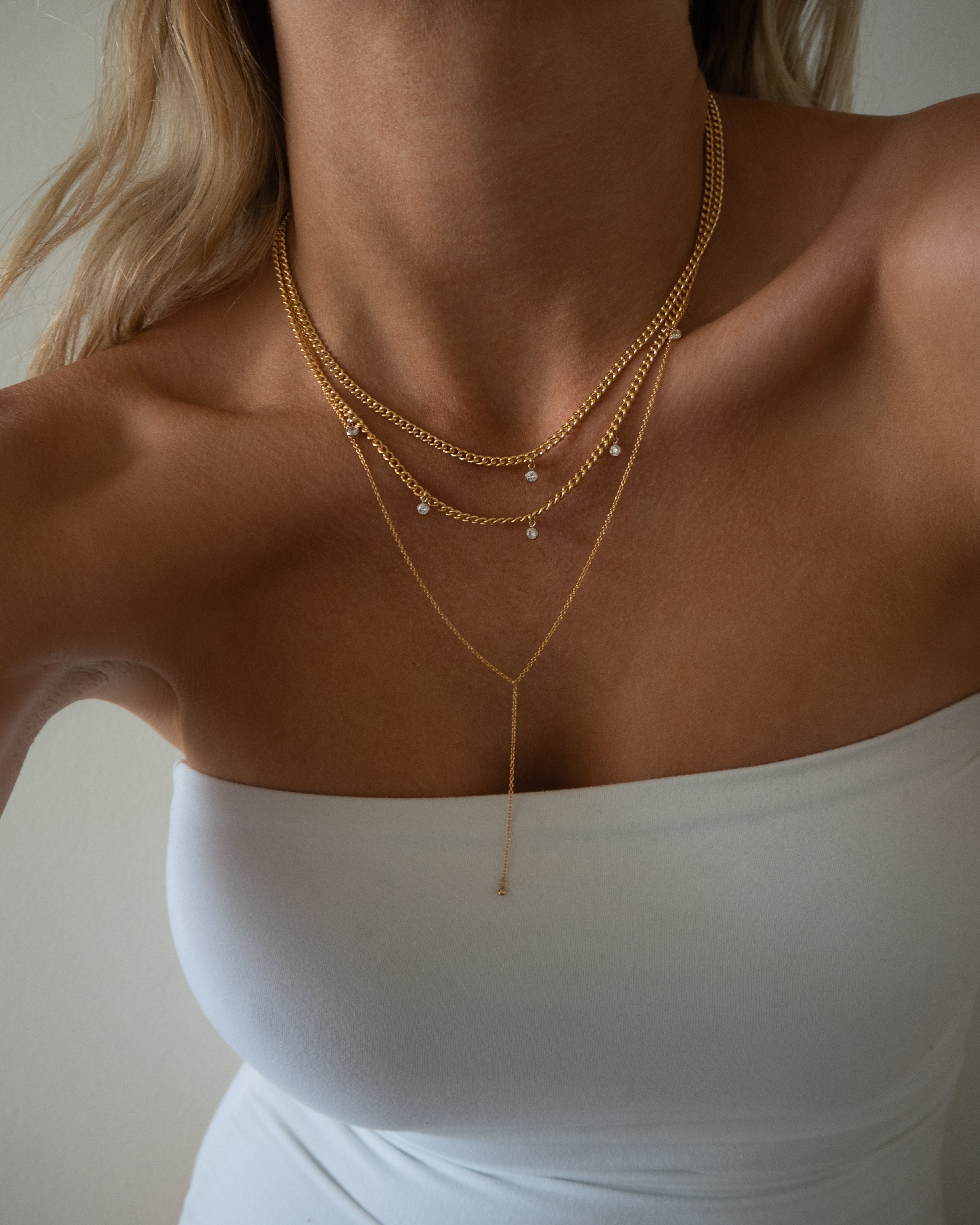Betsy necklace